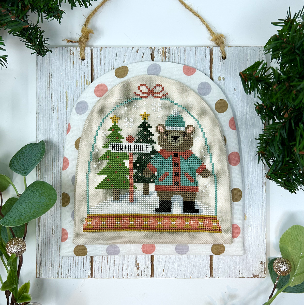 Winter Snowglobe - Bear - Modern Cross Stitch Pattern PDF
