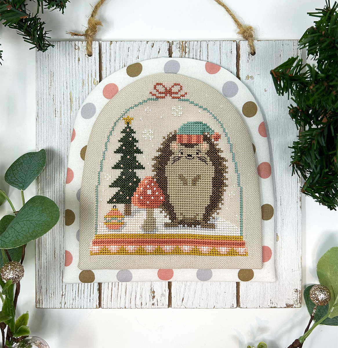 Winter Snowglobe - Hedgehog - Modern Cross Stitch Pattern PDF