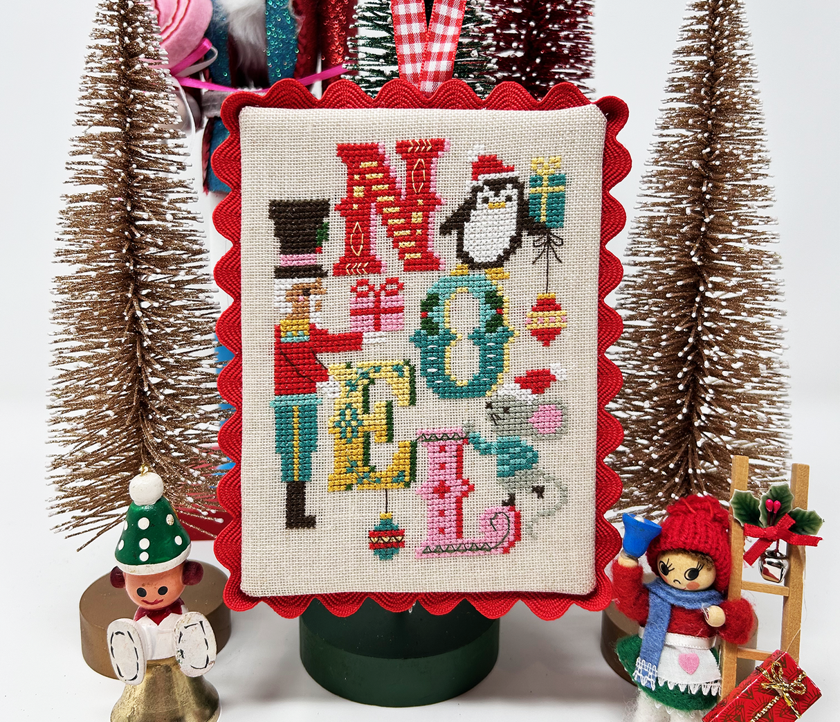 Bright Noel - Modern Cross Stitch PDF
