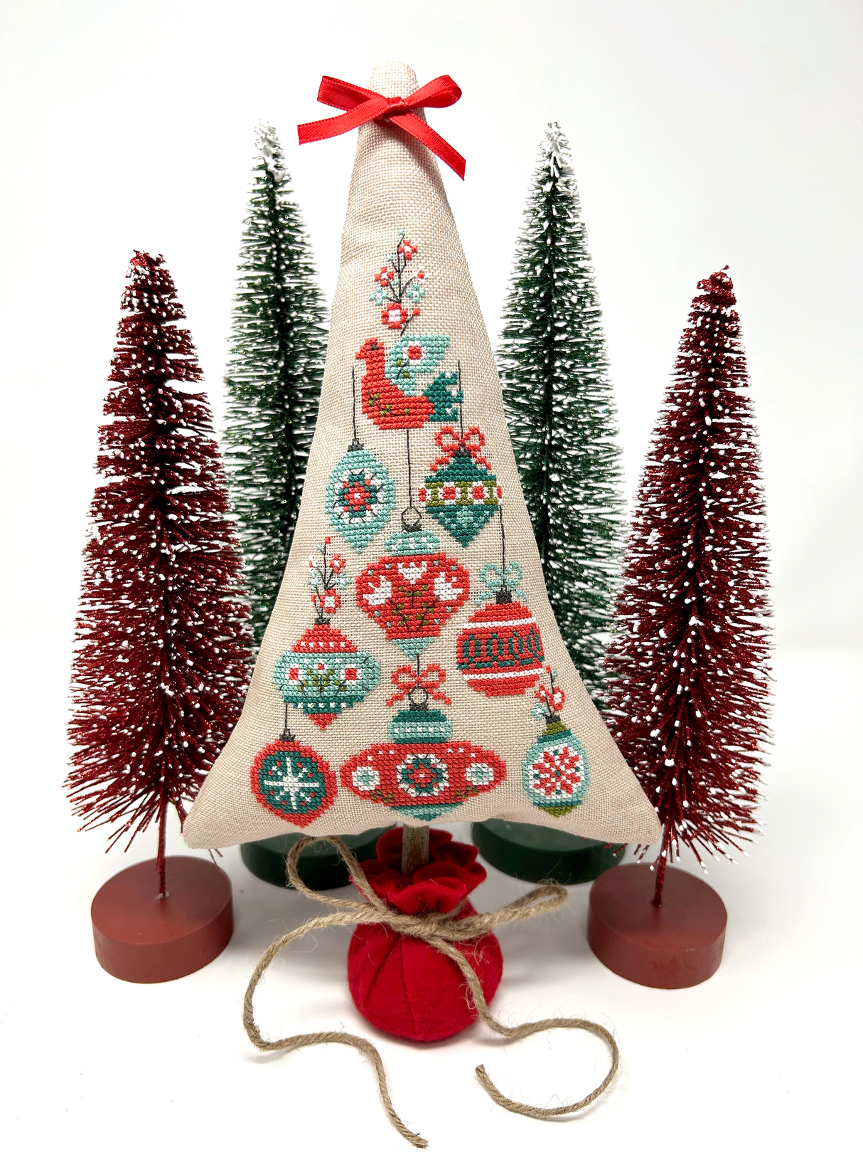 Nordischer Ornamentbaum - Moderner Kreuzstich PDF