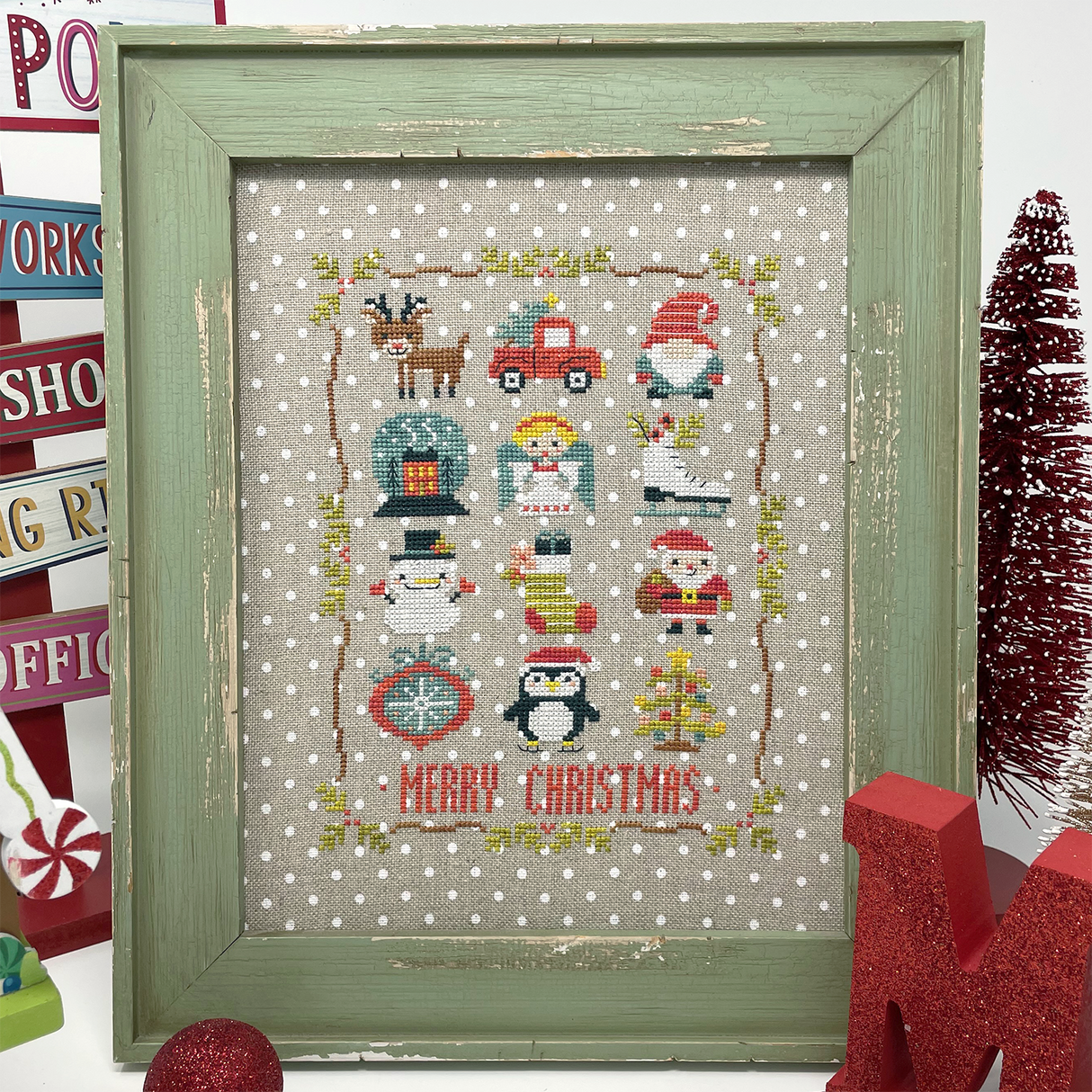 Christmas animals and motifs and words merry christmas
