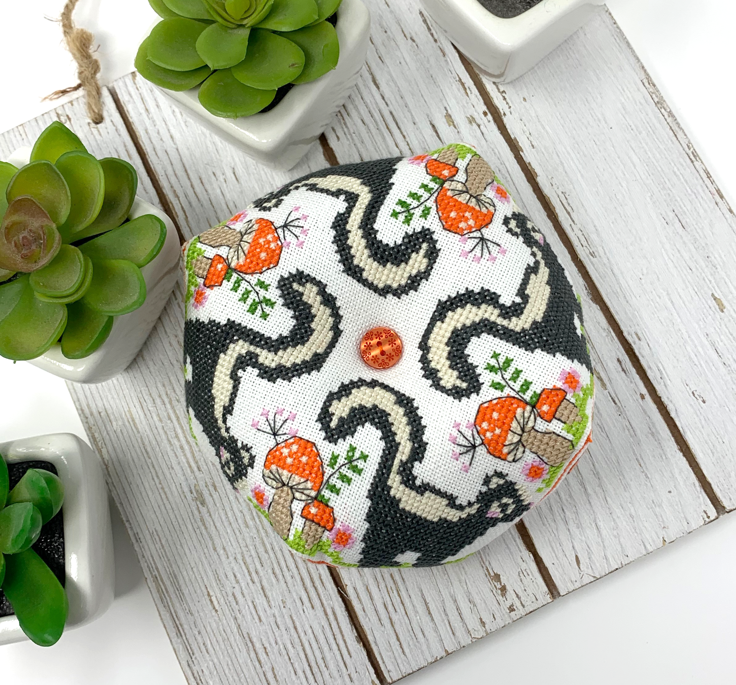 Skunk Biscornu - Modern Cross Stitch Pattern