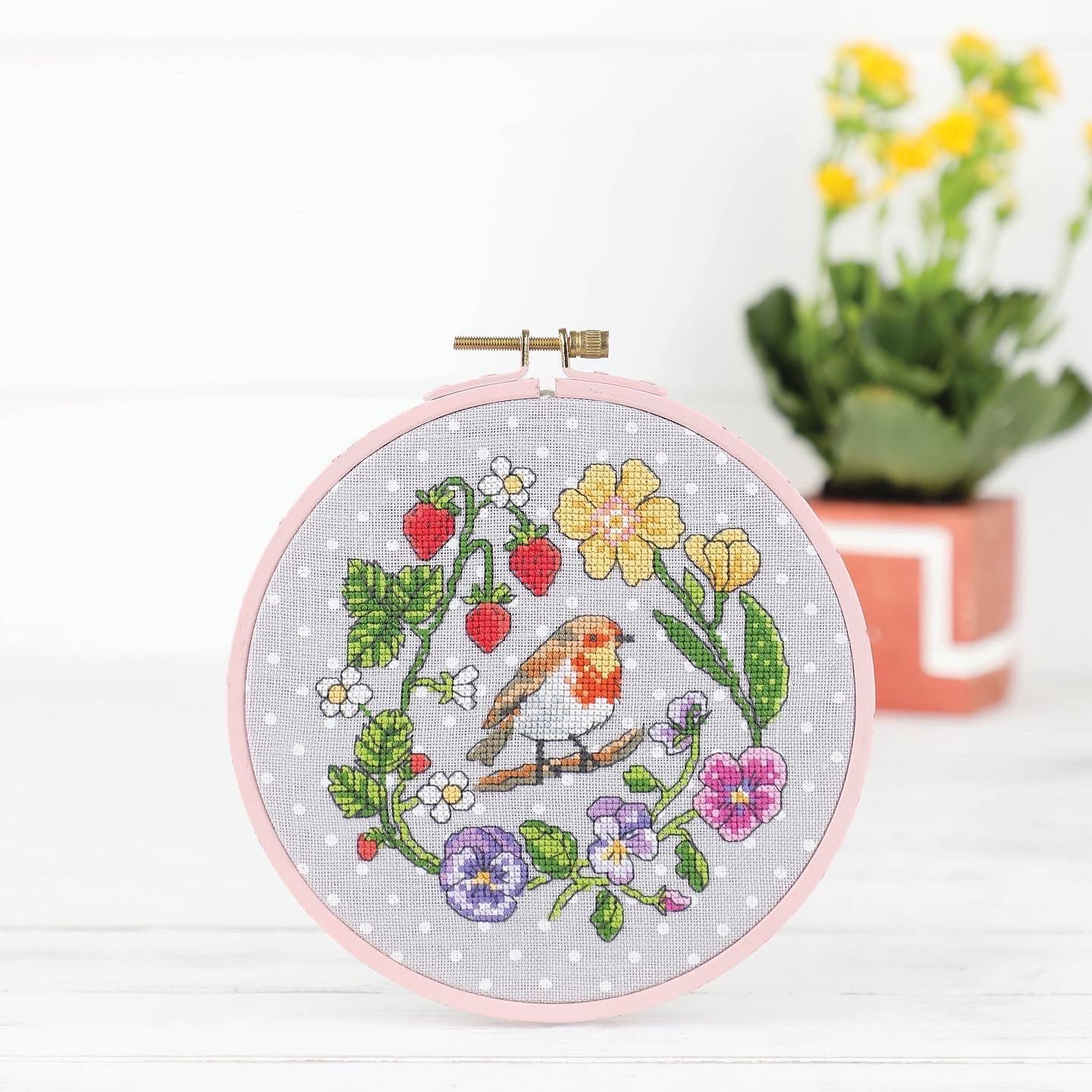 Home Sweet Home: Modern Cross Stitch Designs for Home and Garden