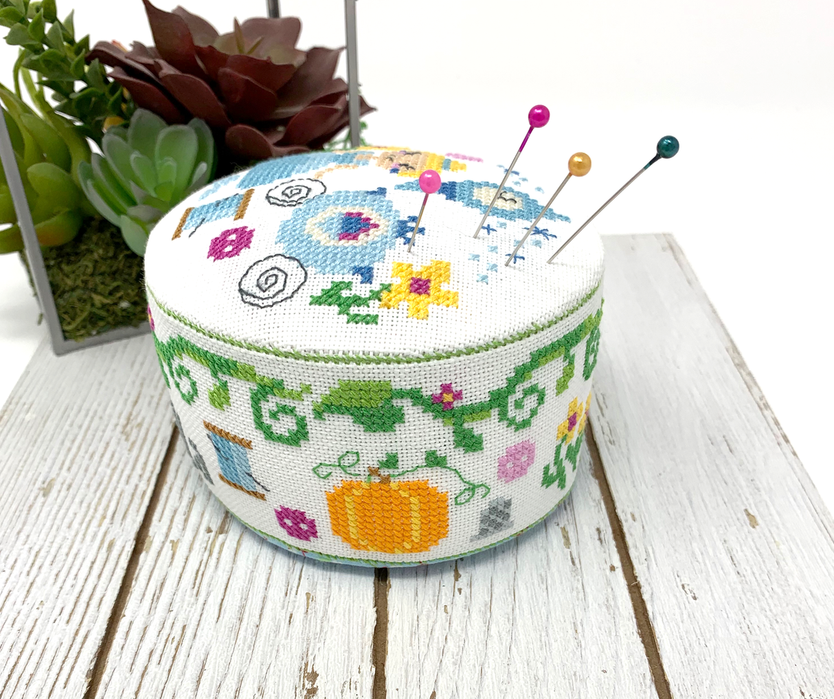 Cinderella Pin Cushion - Fairy Tale Series Cross Stitch Pattern