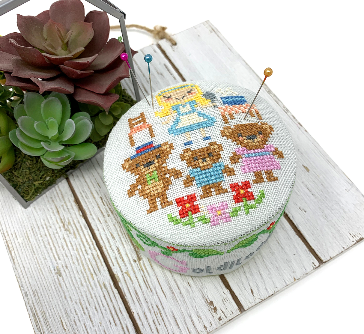 Goldilocks Pin Cushion - Fairy Tale Series Cross Stitch Pattern