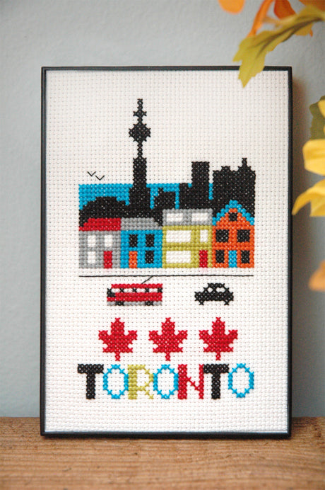 Skyline of the city of Toronto with the word Toronto at the bottom